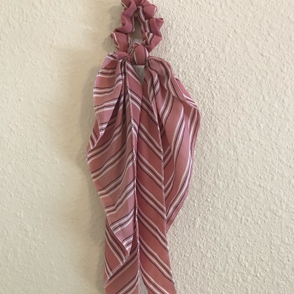 Hair ribbon scrunchie bundle - Picture 3 of 5